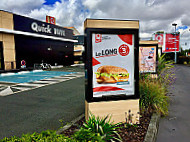 Quick Hamburger Restaurant outside
