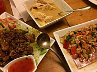 Pha's Thai Kitchen food