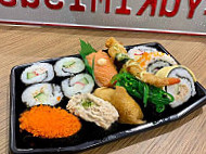 Yukimi Sushi food