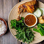 Nasi Ayam@ Tong Shen Food Court food