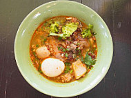Sun Teik Kee Fish Bihun Soup&tomyam Xīn Dé Jì Yú Tóu Mǐ Fěn food