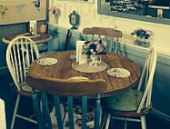 Lily’s Vintage Cafe inside