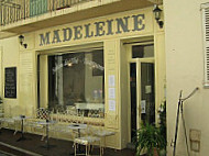 Madeleine inside