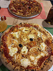 La Casa Pizza food