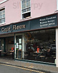 Fleur Cafe outside