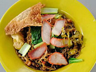 No.105 Yún Tūn Miàn Wan Tan Mee (bayan Foodcourt) food