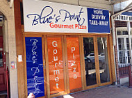 Blues Point Gourmet Pizza outside