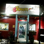 Dogtown inside