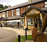 Beefeater Manor Inn outside