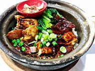 Century Claypot Chicken Rice Shì Jì Shā Bāo Jī Fàn (century Street Food Court) food