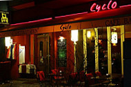 Cyclo inside