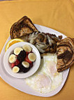 Eggs-traordinary Breakfast Lunch Cafe -nokomis food