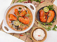 Sawadee Thai Food District food
