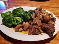 Cattleman's Road House food