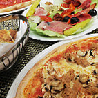 Pizza und Pastaland food