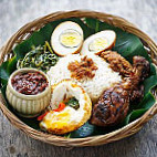 Nasi Ayam Lotus Cheng food