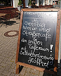 Cafe Uckelmann outside