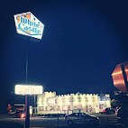 White Castle Indianapolis W 38Th St outside