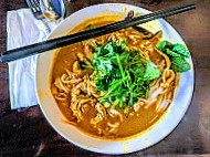 Chai's Thai Noodle food