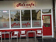 Mo's Cafe inside