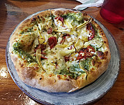 Shenandoah Pizza inside