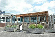 The Boat House Cafe outside