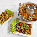Restoran Muslim Thai Seafood food