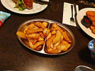 The Bellevue Arms food