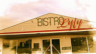 Bistro Lyly outside