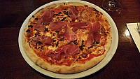Pizzeria Monaco inside