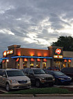 Dairy Queen Grill Chill outside