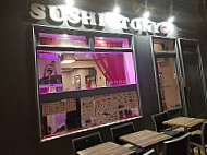Sushi Tokyo inside