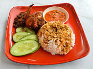 Nasi Kukus Humairah food