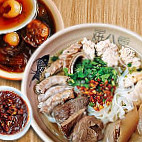 Ba Gai Cafe Bā Jiè Xiǎo Zhǔ food