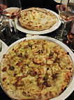Pizzeria Le Pizzaiolo De L île food