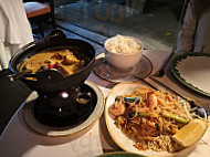 Thai Garden 2112 food