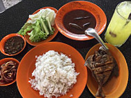D Warung Bawal food