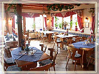 Burgcafe Restaurant Rodersberg inside