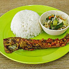 Restoran Kampung Mak Siti food