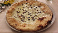 Pizza E Bollicine food
