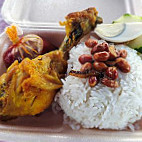 Nasi Lemak Kakak Manis food