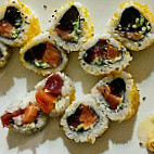 Sushi Mirai food