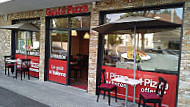 Gusto Pizza inside