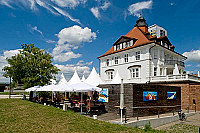 Villa Schmidt Restaurant outside