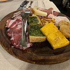 Osteria Dei Binari food