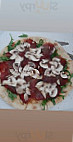 Sapori Pizzeria food