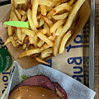 Le Bistrot Burger food
