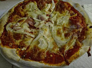 Pizzeria Giovanini food