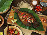 Restoran Jamilah Ikan Bakar food