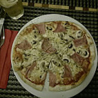 Pizzaria Pepperoni Vila Do Conde food